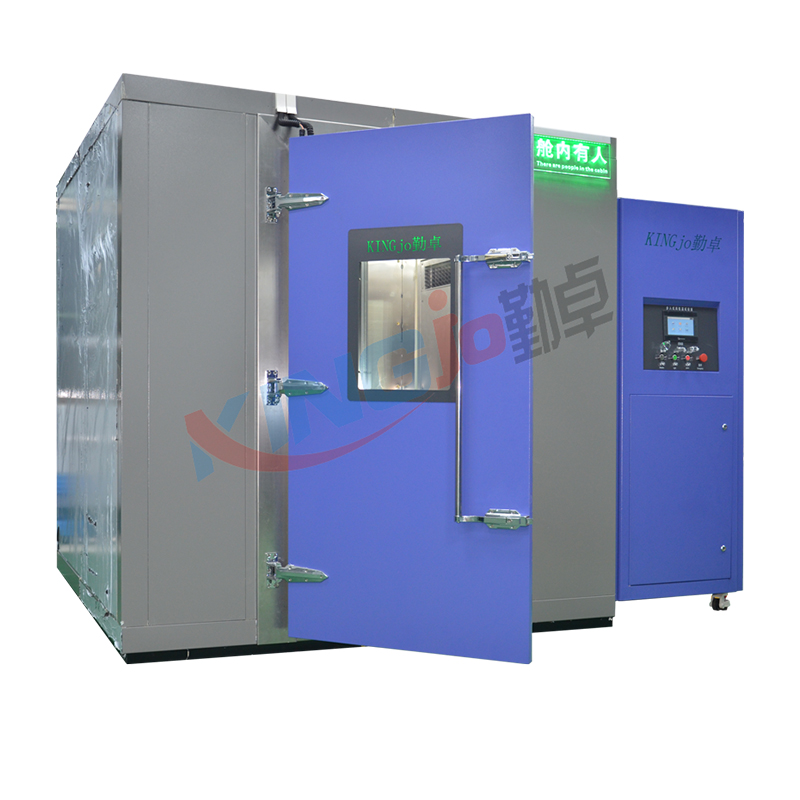 8立方步入式高低溫試驗室交付高校用戶